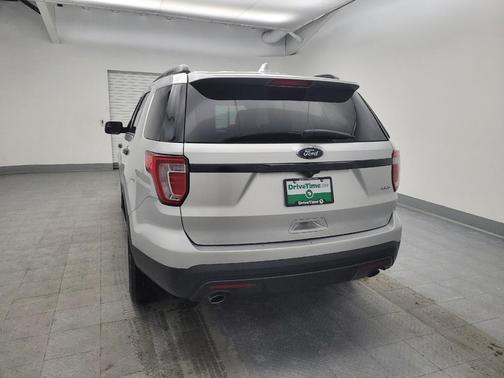 2017 Ford Explorer Base