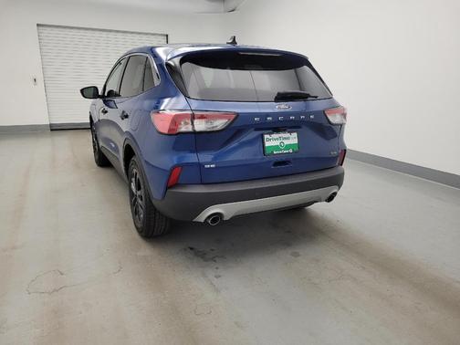 Blue 2022 Ford Escape SE