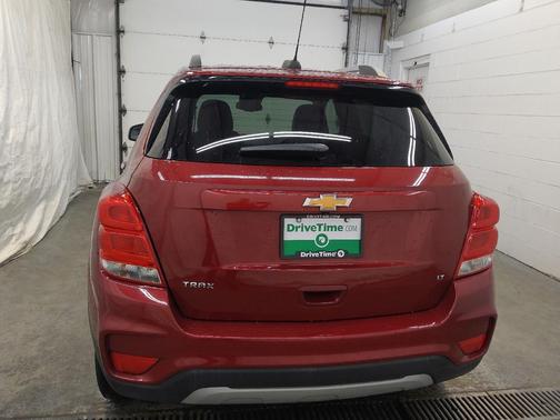 Red 2018 Chevrolet Trax LT