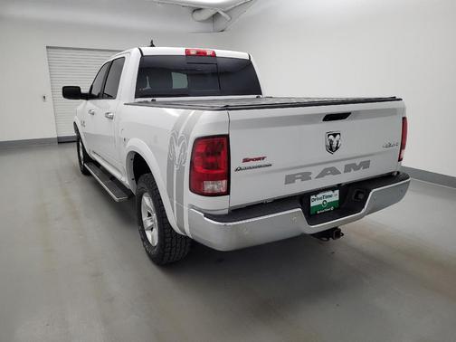 Bright White Clearcoat 2015 RAM 1500 Outdoorsman