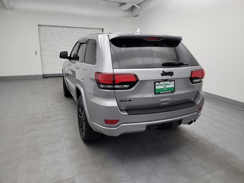 2019 Jeep Grand Cherokee Altitude