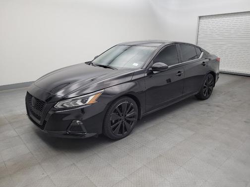 2021 Nissan Altima SR FWD