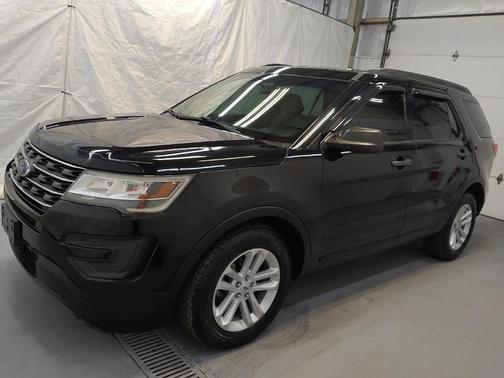 2017 Ford Explorer Base