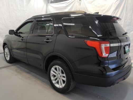 2017 Ford Explorer Base