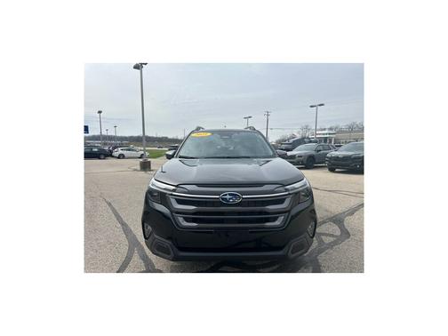 Crystal Black Silica 2025 Subaru Forester Hybrid Limited