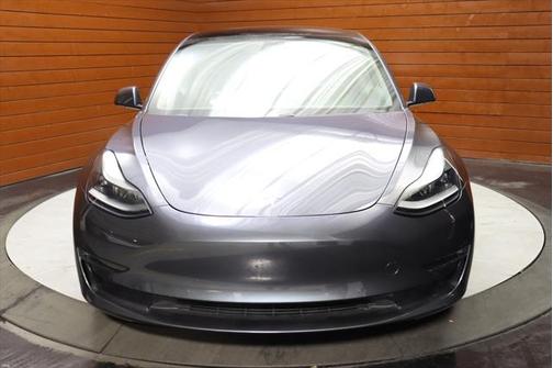 2022 Tesla Model 3 Standard Range