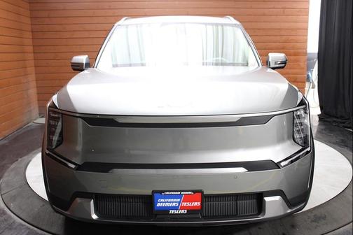 2024 Kia EV9 Wind