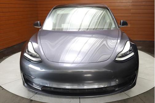 2023 Tesla Model 3 Standard Range