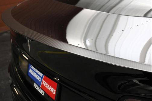 2022 Tesla Model S Plaid