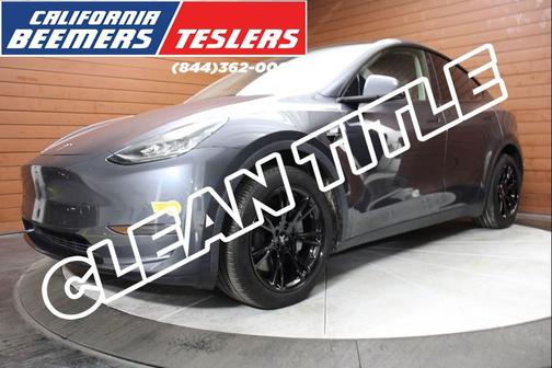 2022 Tesla Model Y Long Range Dual Motor All-Wheel Drive