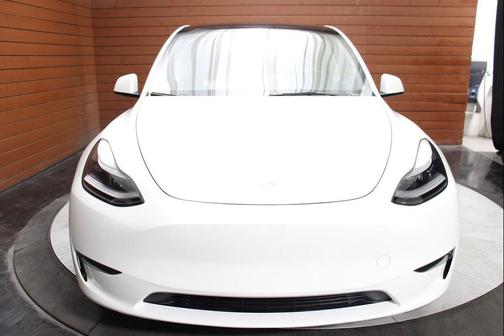 2023 Tesla Model Y Long Range AWD