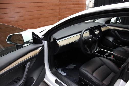 2023 Tesla Model 3 Standard Range