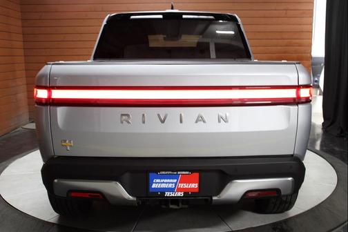 2023 Rivian R1T Adventure Quad Motor Large Pack