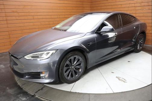 2018 Tesla Model S 75D