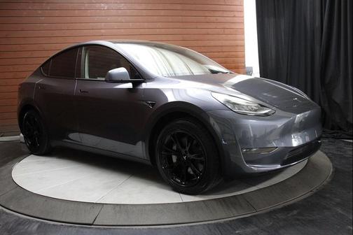2023 Tesla Model Y Long Range Dual Motor All-Wheel Drive