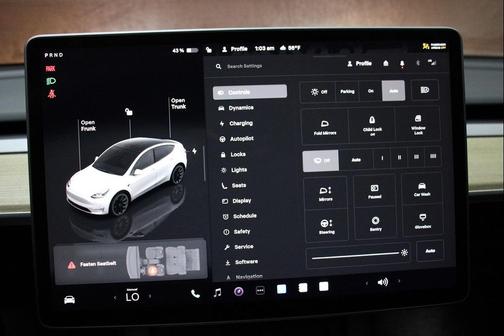 2022 Tesla Model Y Long Range Dual Motor All-Wheel Drive