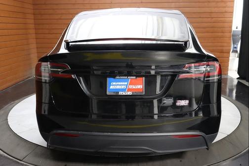 2022 Tesla Model X Dual Motor All-Wheel Drive