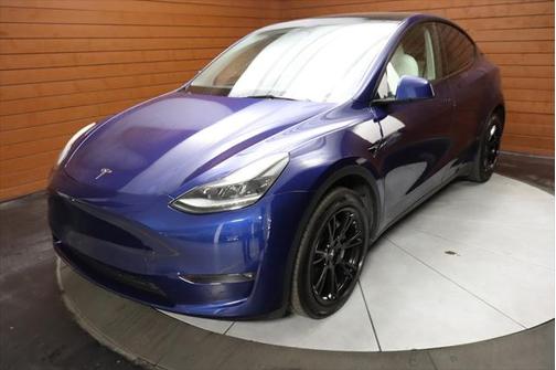 2023 Tesla Model Y Long Range Dual Motor All-Wheel Drive