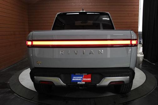 2023 Rivian R1T Adventure Quad Motor Large Pack