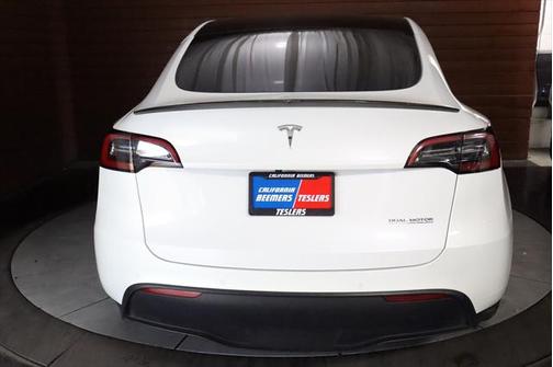 2022 Tesla Model Y Performance Dual Motor All-Wheel Drive
