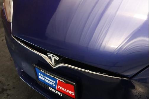 2018 Tesla Model S 75D