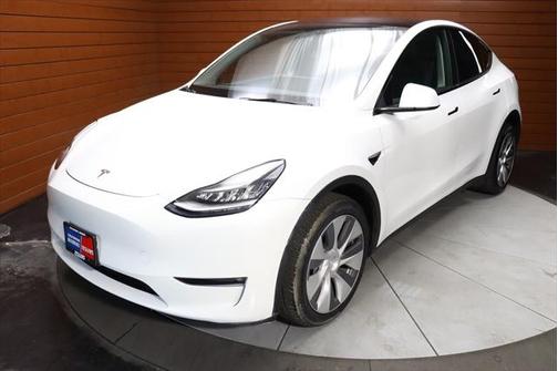 2023 Tesla Model Y Long Range Dual Motor All-Wheel Drive