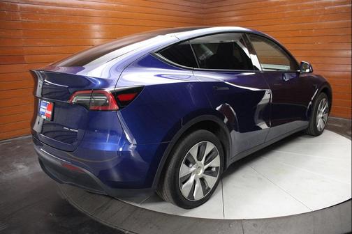 Deep Blue Metallic 2023 Tesla Model Y Long Range Dual Motor All-Wheel Drive