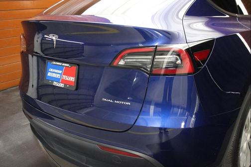 Deep Blue Metallic 2023 Tesla Model Y Long Range Dual Motor All-Wheel Drive
