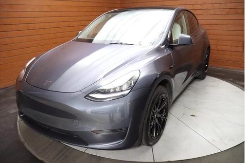 2023 Tesla Model Y Long Range Dual Motor All-Wheel Drive