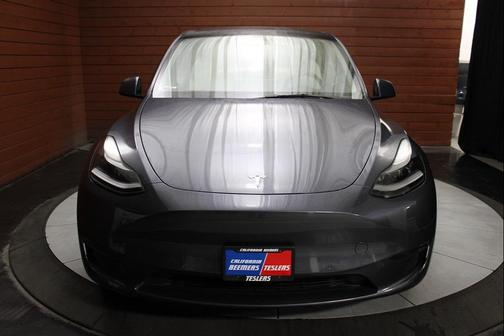 2022 Tesla Model Y Performance Dual Motor All-Wheel Drive