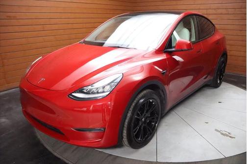 2022 Tesla Model Y Long Range Dual Motor All-Wheel Drive