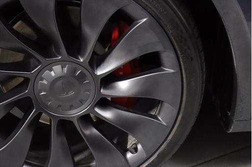 2022 Tesla Model Y Performance Dual Motor All-Wheel Drive