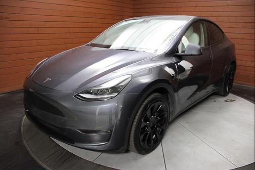 2023 Tesla Model Y Long Range AWD