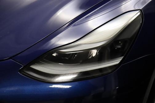 2022 Tesla Model 3 Standard Range