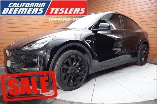 2022 Tesla Model Y Long Range Dual Motor All-Wheel Drive