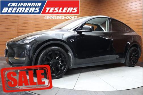 2022 Tesla Model Y Long Range Dual Motor All-Wheel Drive