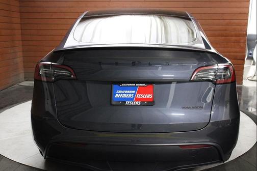 2023 Tesla Model Y Long Range Dual Motor All-Wheel Drive