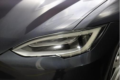 2018 Tesla Model S 75D