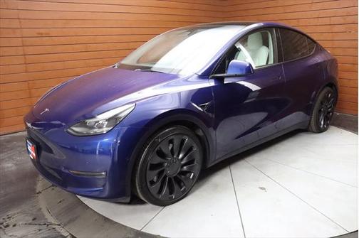 2022 Tesla Model Y Performance Dual Motor All-Wheel Drive