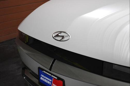 2023 Hyundai IONIQ 5 Limited