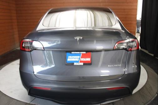 2023 Tesla Model Y Long Range AWD