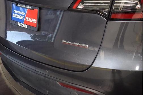 2022 Tesla Model Y Performance Dual Motor All-Wheel Drive
