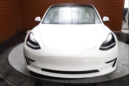 2022 Tesla Model 3 Standard Range