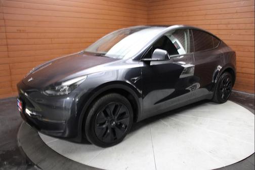 2024 Tesla Model Y Long Range Dual Motor All-Wheel Drive