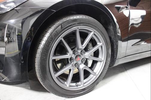 2022 Tesla Model 3 Standard Range