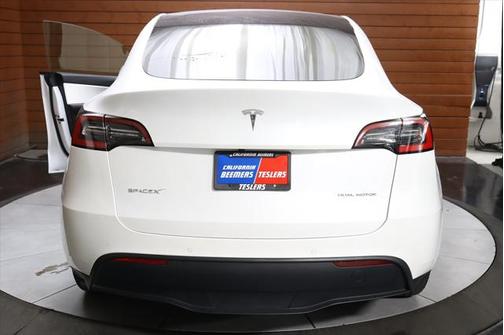 2021 Tesla Model Y Long Range Dual Motor All-Wheel Drive