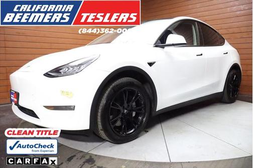 2022 Tesla Model Y Long Range Dual Motor All-Wheel Drive