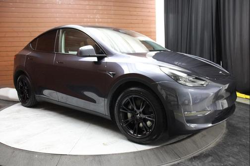 2024 Tesla Model Y Long Range Dual Motor All-Wheel Drive