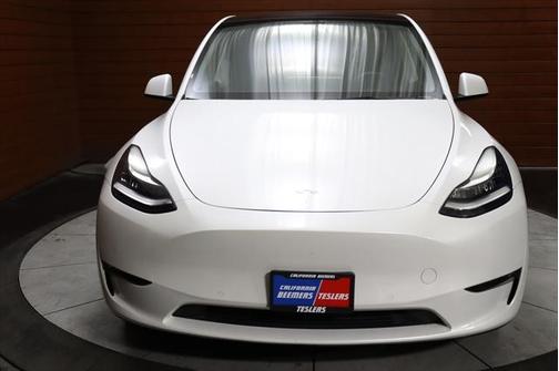 2023 Tesla Model Y Long Range Dual Motor All-Wheel Drive