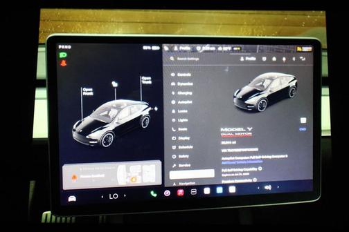 2022 Tesla Model Y Performance Dual Motor All-Wheel Drive